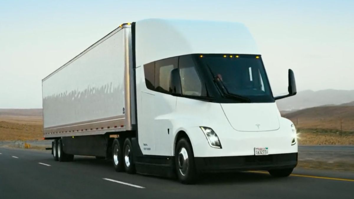 First Batch Of Tesla Semi Trucks Finally Delivered