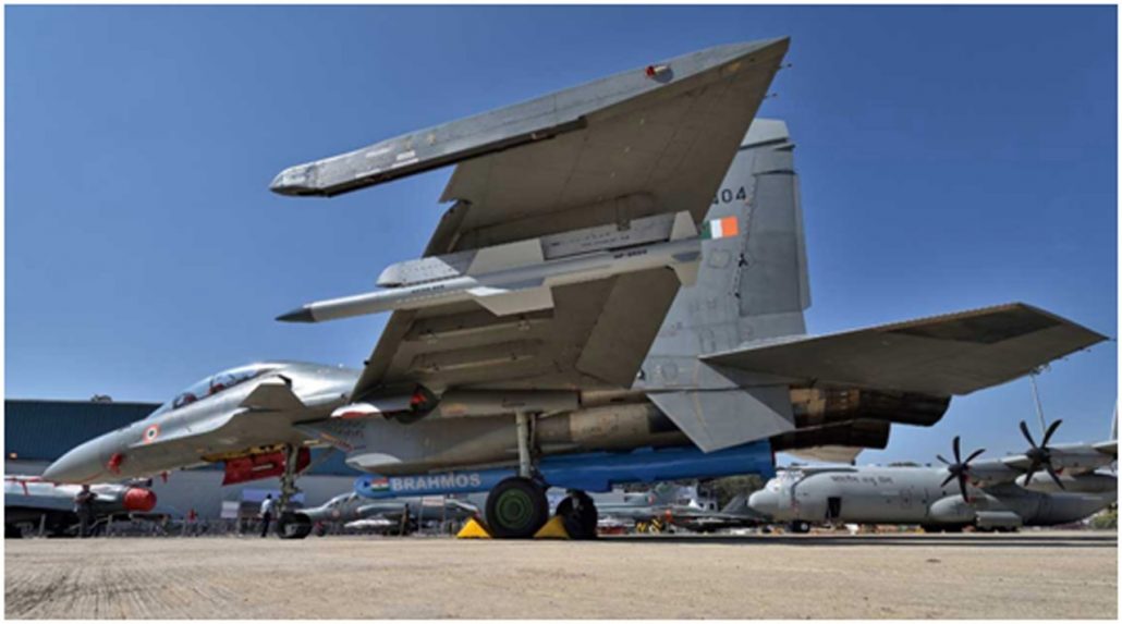 SU-30 with loading Brahmus Missile. NE Now