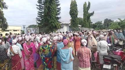 Tea tribe protest