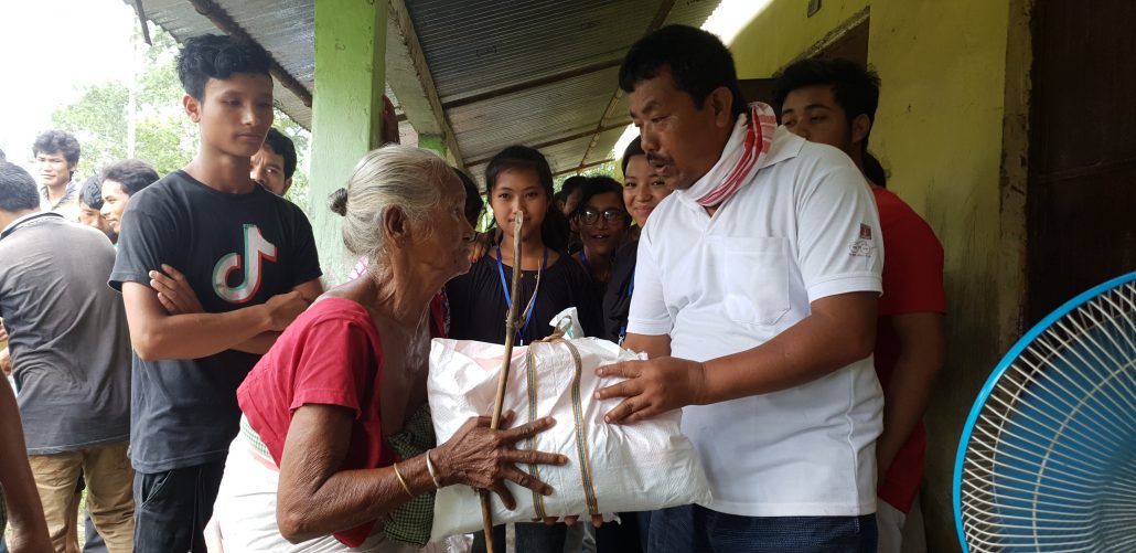 How Majuli's community library's children got together for flood aid 4