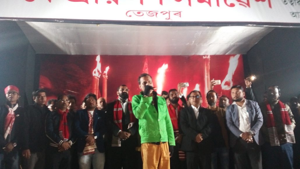 Zubeen Garg addressing the gathering in Tezpur on Tuesday. Image: Northeast Now