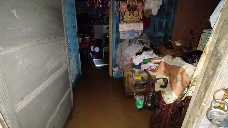 Assam: Rains lash Guwahati, old lady electrocuted at 'water-logged' Pandu 1