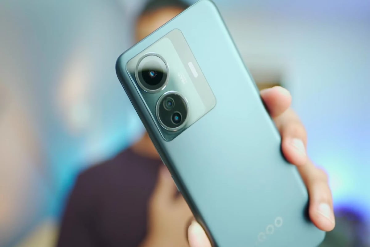 iqoo z6 pro blue colour