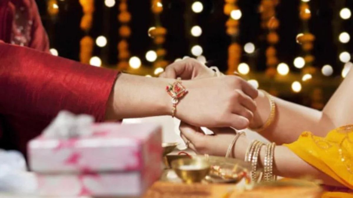 25+ Raksha Bandhan Gifts Ideas For Brothers & Sisters 2022