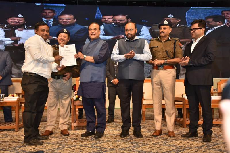 Assam CM Himanta Biswa Sarma presents appointment letters to 1208 ...