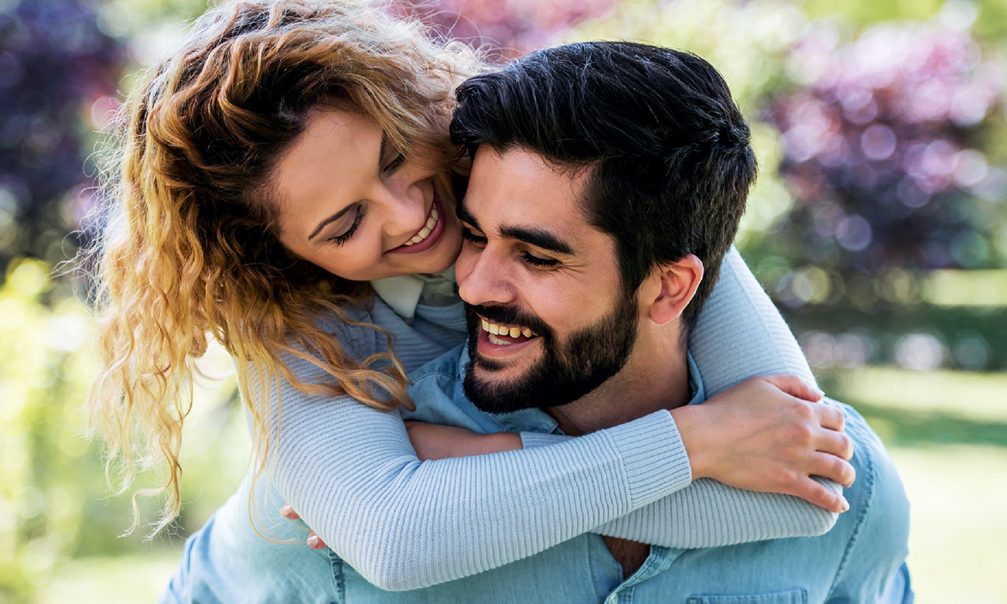 Top 4 tips to improve communication in a relationship Top 4 tips to improve communication in a relationship