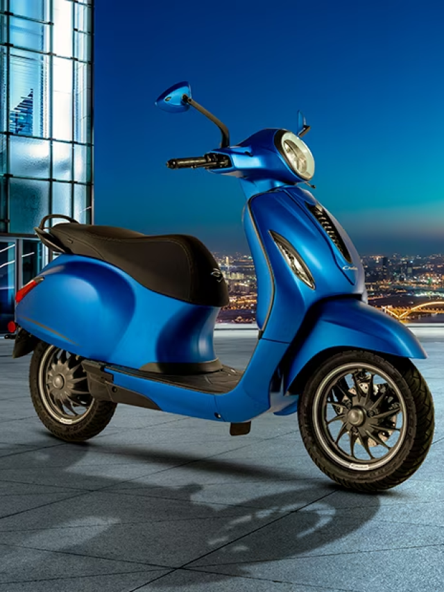 Bajaj Chetak Premium 2023 Edition : The new scooter that is your ...