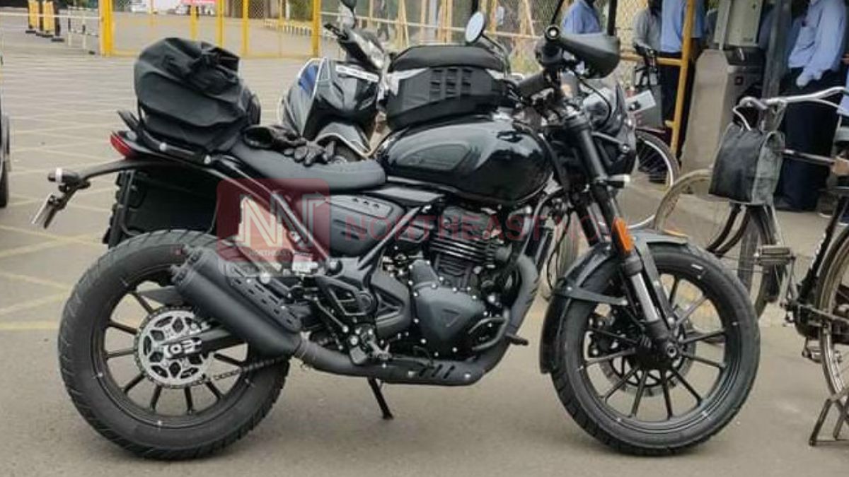 bajaj triumph scrambler price